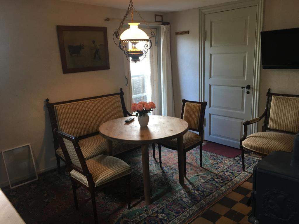 Bed and Breakfast Danchelshus à Allinge-Sandvig Extérieur photo