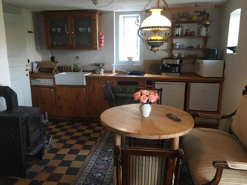 Bed and Breakfast Danchelshus à Allinge-Sandvig Extérieur photo